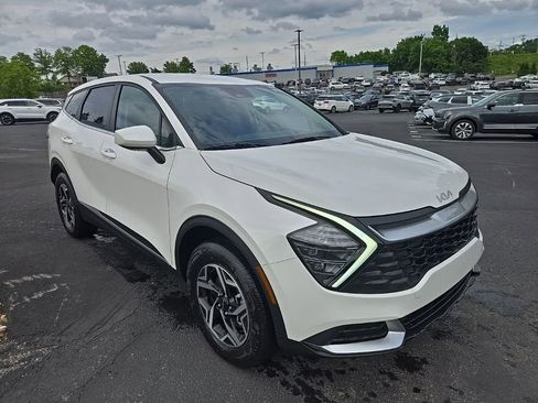 Certified 2025 Kia Sportage LX AWD/4WD image 1