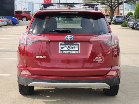 Used 2018 Toyota RAV4 XLE w/ Convenience Package image 6