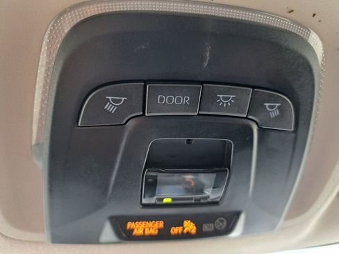 Used 2023 Toyota Corolla LE FWD image 19