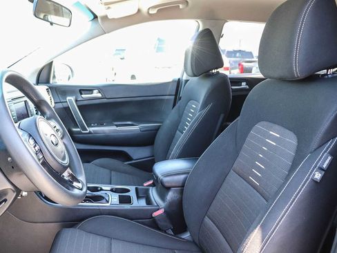 Used 2018 Kia Sportage LX FWD image 17