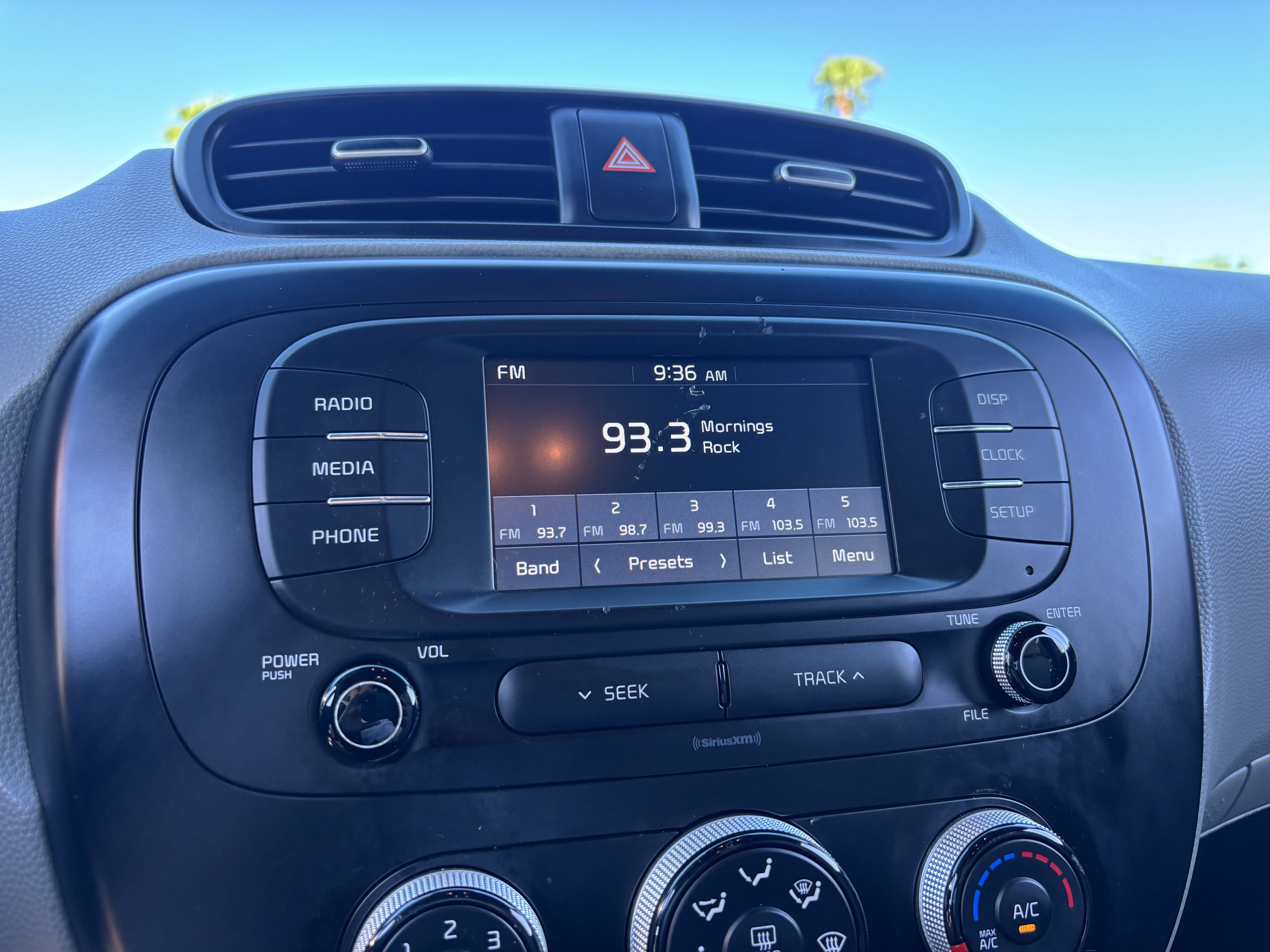 Used 2019 Kia Soul FWD image 20