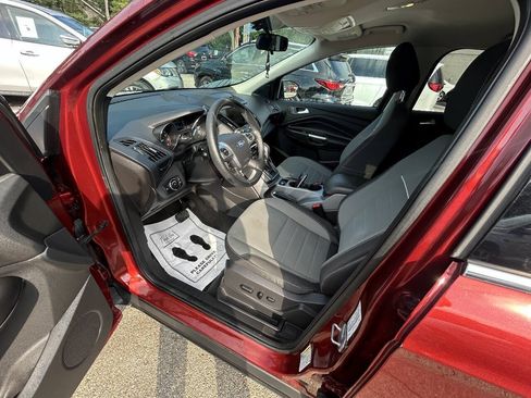 Used 2014 Ford Escape SE w/ Equipment Group 201A FWD image 6