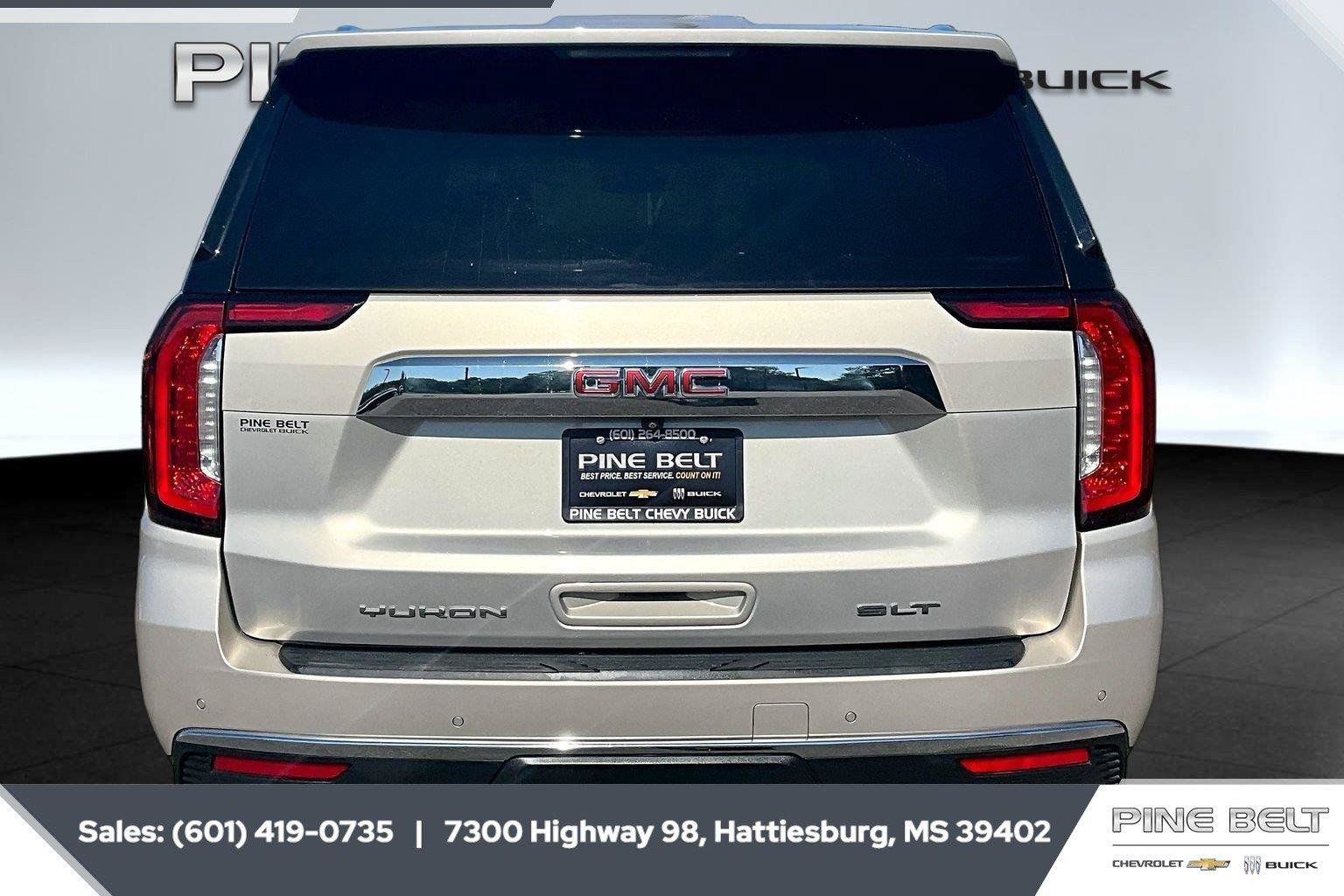 Used 2022 GMC Yukon SLT w/ SLT Luxury Package RWD image 4