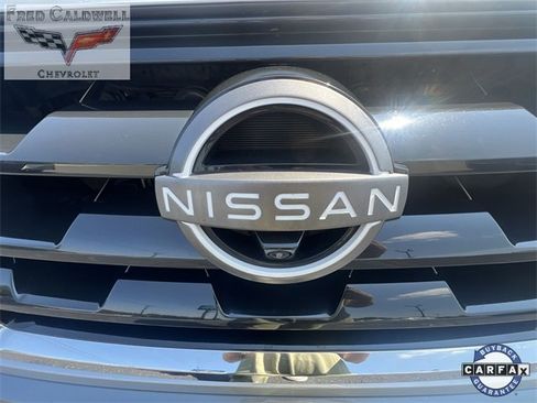 Used 2021 Nissan Armada SL w/ Captain's Chairs Package image 31