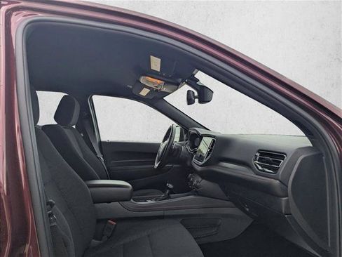 Used 2025 Dodge Durango GT AWD/4WD image 15