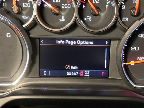 Used 2022 Chevrolet Silverado 2500 LTZ image 36