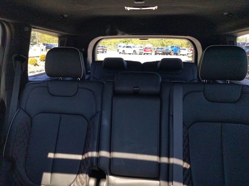 Used 2023 Jeep Grand Cherokee L Summit image 31