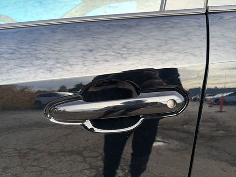 Used 2024 Toyota RAV4 XLE w/ Convenience Package image 32