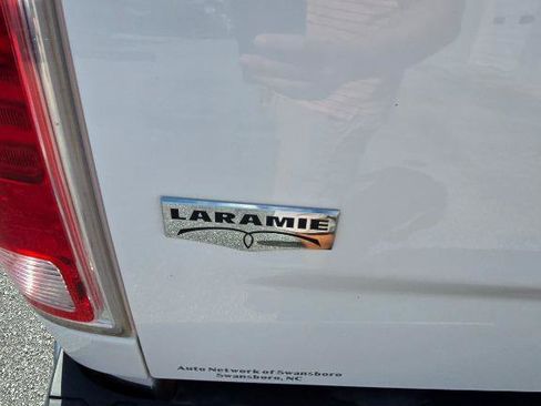 Used 2014 RAM 1500 Laramie w/ Convenience Group AWD/4WD image 9