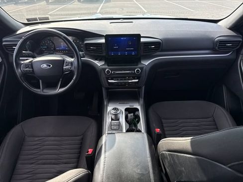 Used 2020 Ford Explorer XLT AWD/4WD image 20