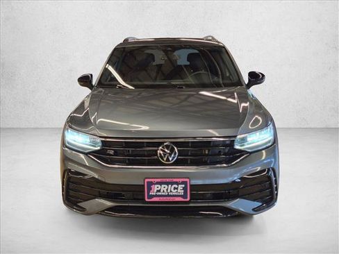 Used 2022 Volkswagen Tiguan SE R-Line AWD/4WD image 2