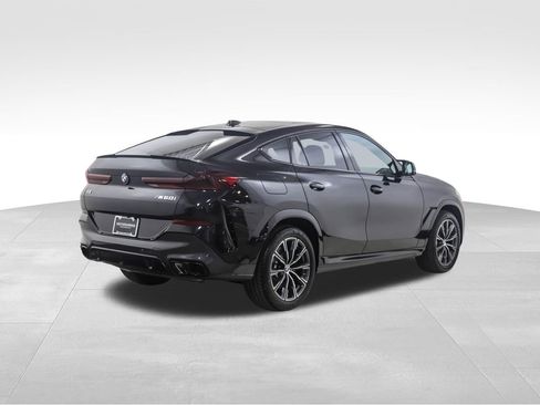New 2026 BMW X6 M60i image 5