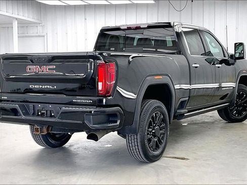 Used 2021 GMC Sierra 2500 Denali w/ Denali Black Diamond Edition AWD/4WD image 12