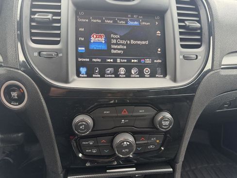 Used 2016 Chrysler 300 S AWD/4WD image 16