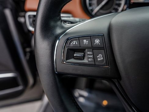 Used 2022 Maserati Levante GT image 6