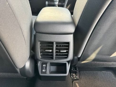 Used 2025 Kia Seltos LX AWD/4WD image 23