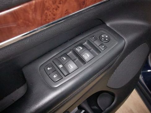 Used 2013 Jeep Grand Cherokee Limited w/ Trailer Tow Group IV AWD/4WD image 14