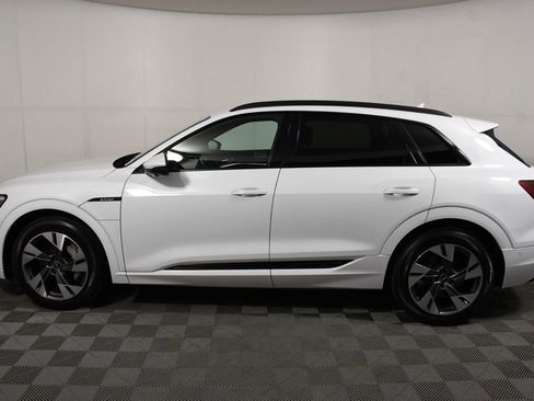 Used 2021 Audi e-tron Premium w/ Convenience Plus Package AWD/4WD image 8