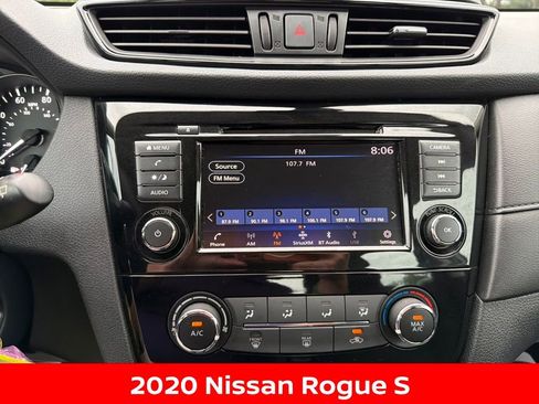 Used 2020 Nissan Rogue S image 16