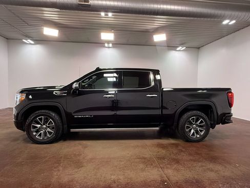 Used 2021 GMC Sierra 1500 Denali w/ Denali Ultimate Package AWD/4WD image 28
