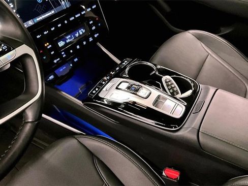 Used 2024 Hyundai Tucson Limited image 11