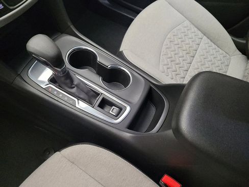 Used 2023 Chevrolet Equinox LT FWD image 26