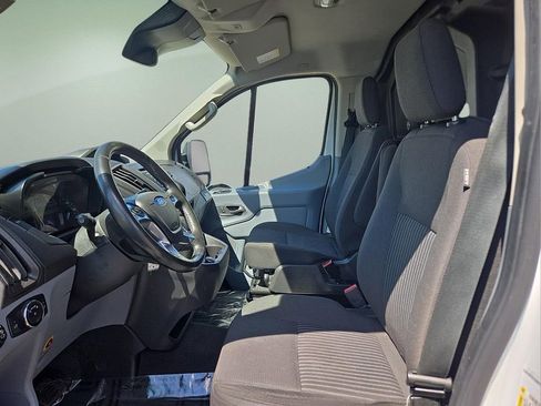 Used 2019 Ford Transit 250 130 Low Roof RWD image 14