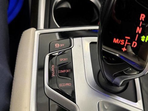 Used 2019 BMW M760i xDrive w/ Luxury Rear Seating Package image 72