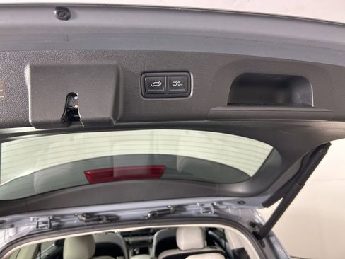 Used 2023 Kia Telluride EX w/ EX Captain's Chair Package image 30