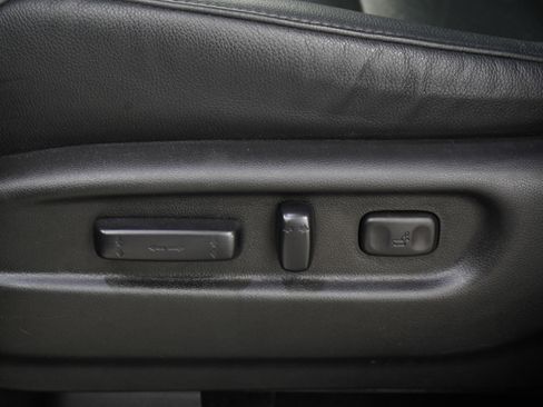 Used 2020 Honda Pilot Touring image 30