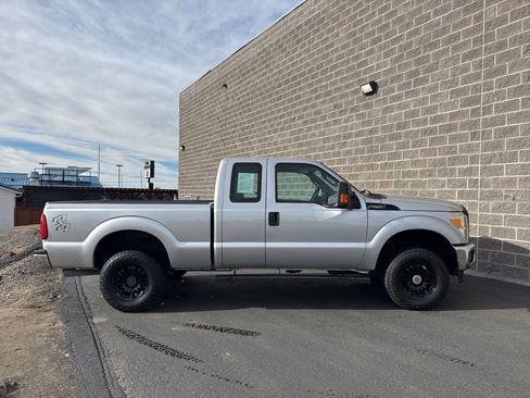 Used 2016 Ford F250 XL w/ Power Equipment Group image 4