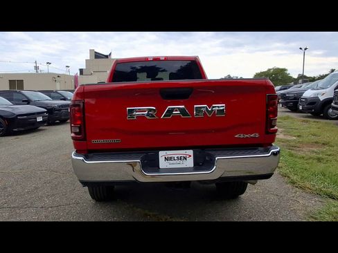 Certified 2026 RAM 2500 Big Horn AWD/4WD image 7