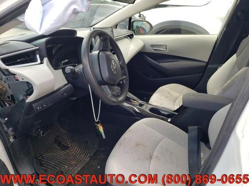 Used 2020 Toyota Corolla LE image 7