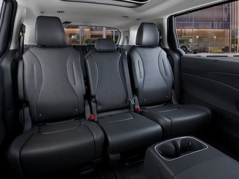 New 2026 Kia Carnival SX Prestige FWD image 16