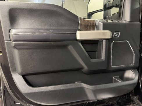 Used 2021 Ford F250 Lariat AWD/4WD image 30