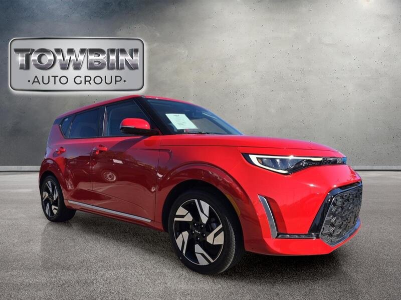 Certified 2025 Kia Soul GT-Line w/ GT-Line Technology Package FWD image 2
