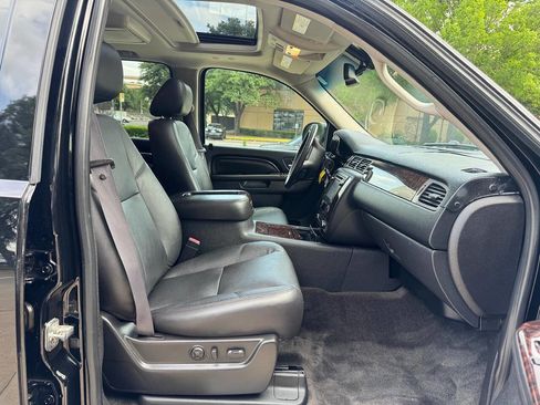Used 2012 GMC Yukon Denali AWD/4WD image 17