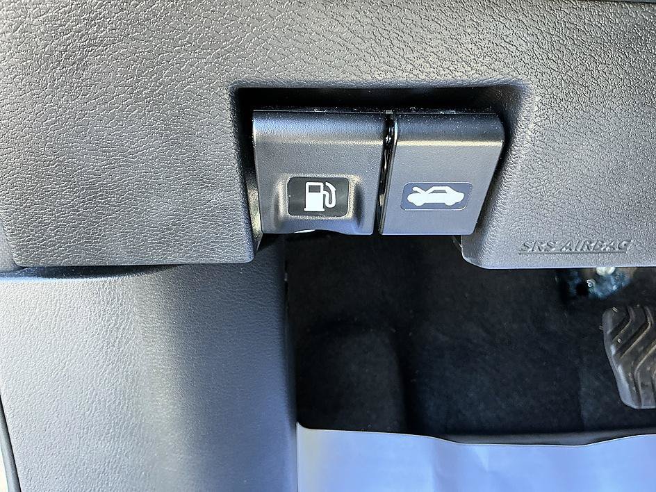 Certified 2025 Nissan Versa SV w/ Trunk Package FWD image 13