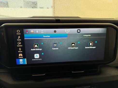Used 2025 Jeep Gladiator Sport AWD/4WD image 45