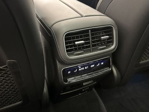 Certified 2023 Mercedes-Benz GLS 580 4MATIC image 26