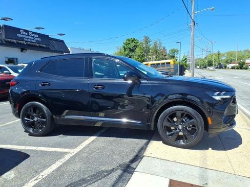 Used 2023 Buick Envision Essence w/ Sport Touring Package AWD/4WD image 4