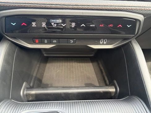 New 2026 Jeep Cherokee Overland AWD/4WD image 32