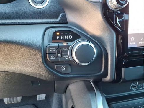 Used 2025 RAM 1500 Big Horn AWD/4WD image 25