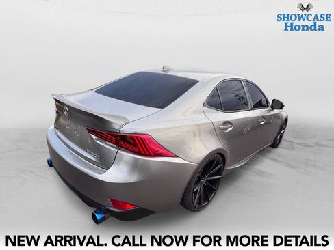 Used 2017 Lexus IS 200t F Sport w/ F Sport Package RWD image 5