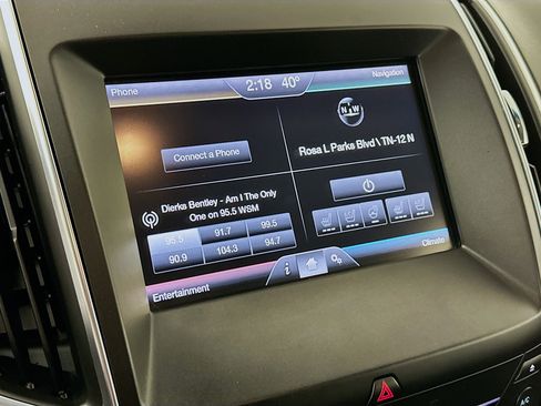 Used 2015 Ford Edge Titanium w/ Equipment Group 302A image 21