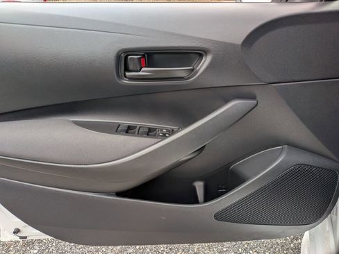 Used 2024 Toyota Corolla LE image 12