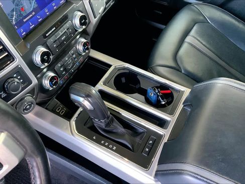 Used 2020 Ford F150 Platinum w/ Equipment Group 701A Luxury image 17