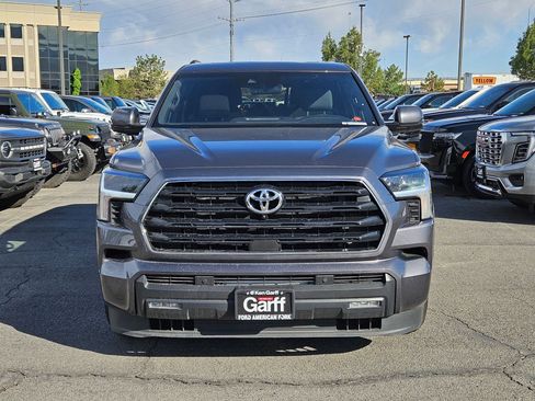 Used 2025 Toyota Sequoia SR5 AWD/4WD image 12