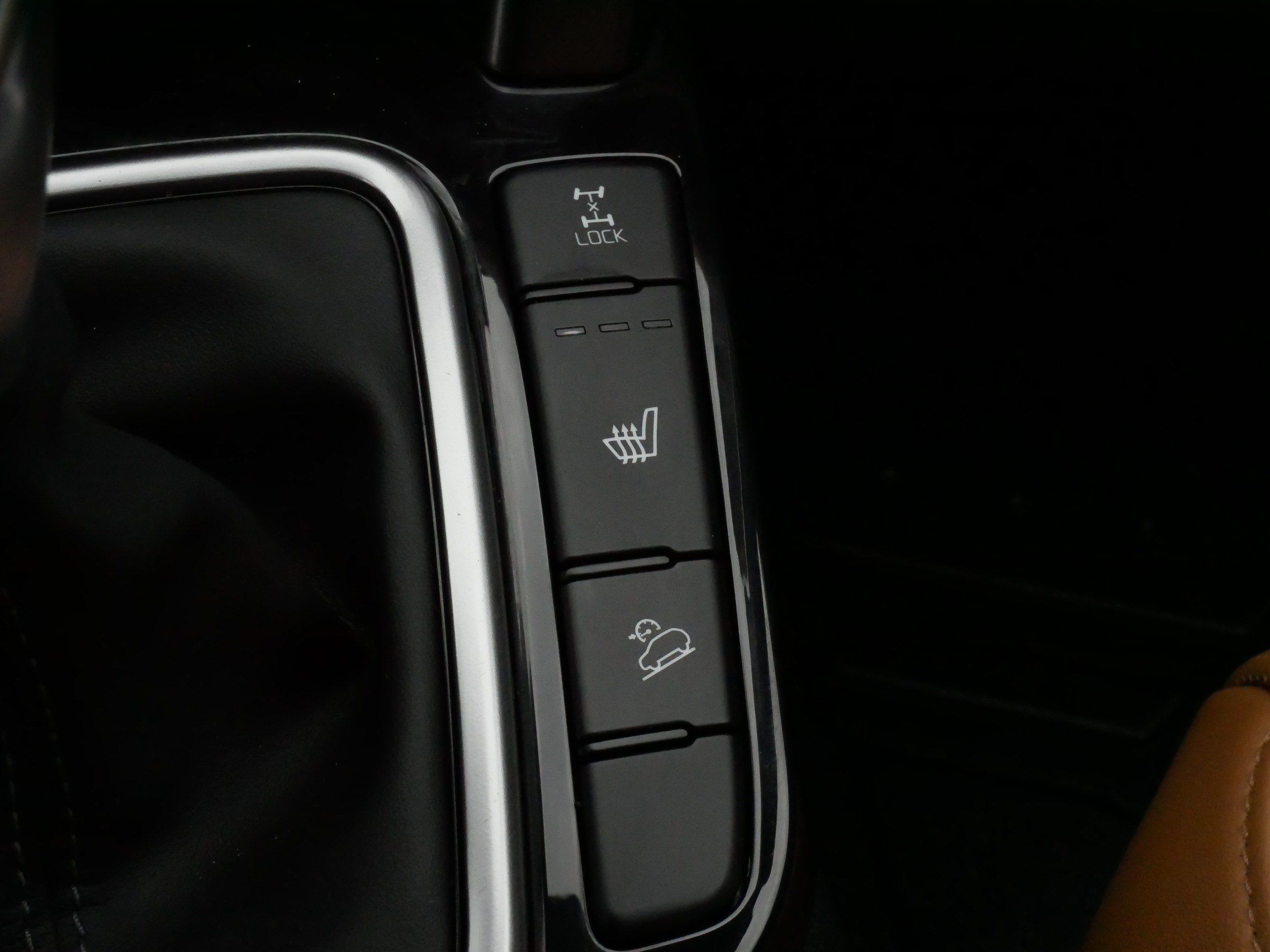 Used 2024 Kia Seltos EX AWD/4WD image 29