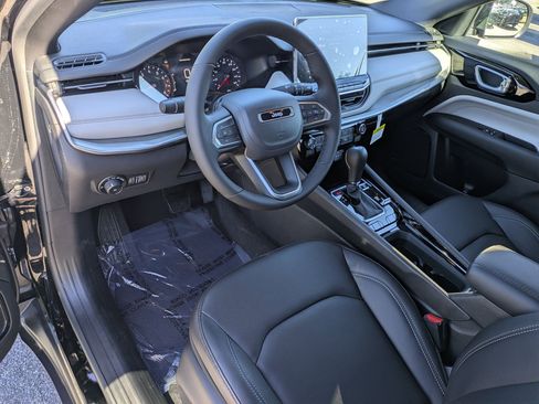 New 2026 Jeep Compass Limited image 9